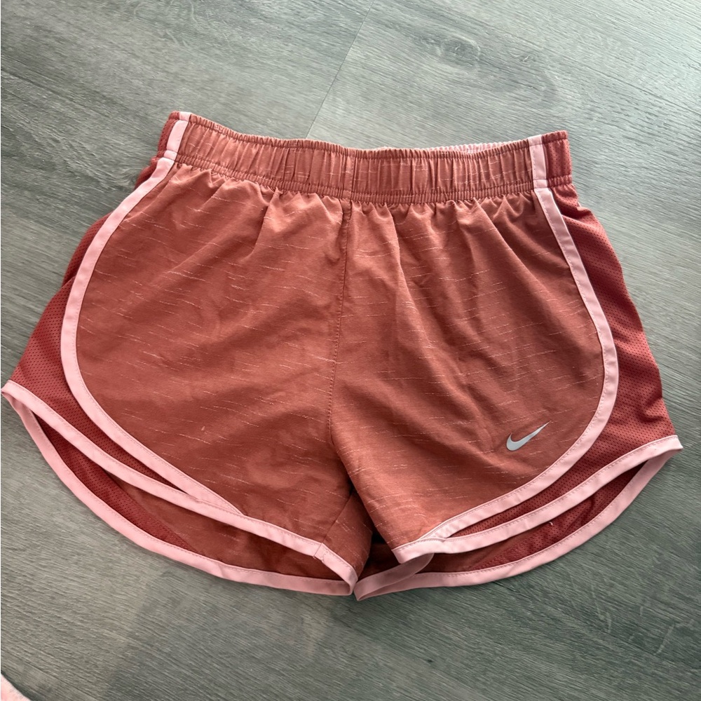 Nike Pink Athletic Shorts Lightweight Elastic Waist